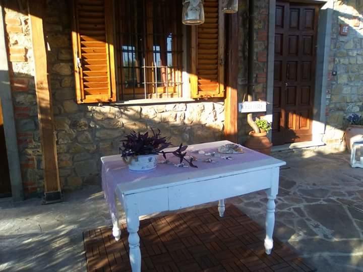 A Casa Di Raffa Pergine Valdarno Exterior foto